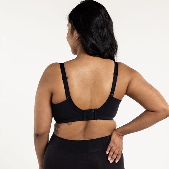 Understance Black Spacer Air Bra, BNWT, size 38 D - Picture 2 of 10